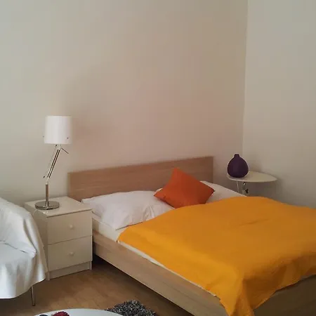 Naprstkova * Prague