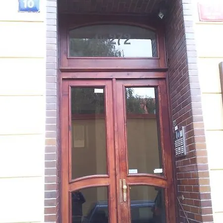 Naprstkova Apartment *